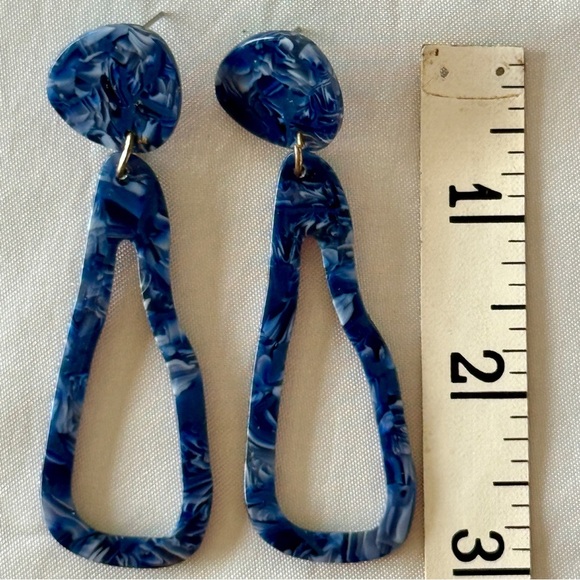 Abstract Blue Geometric Dangle Earrings Marbled Swirl Navy Abstract Dangle 3” - Picture 10 of 11